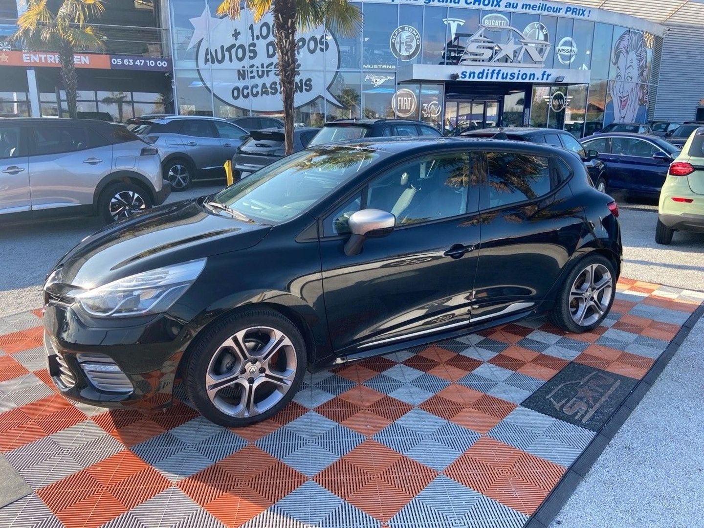 RENAULT CLIO IV 1.2 TCE 120 EDC GT