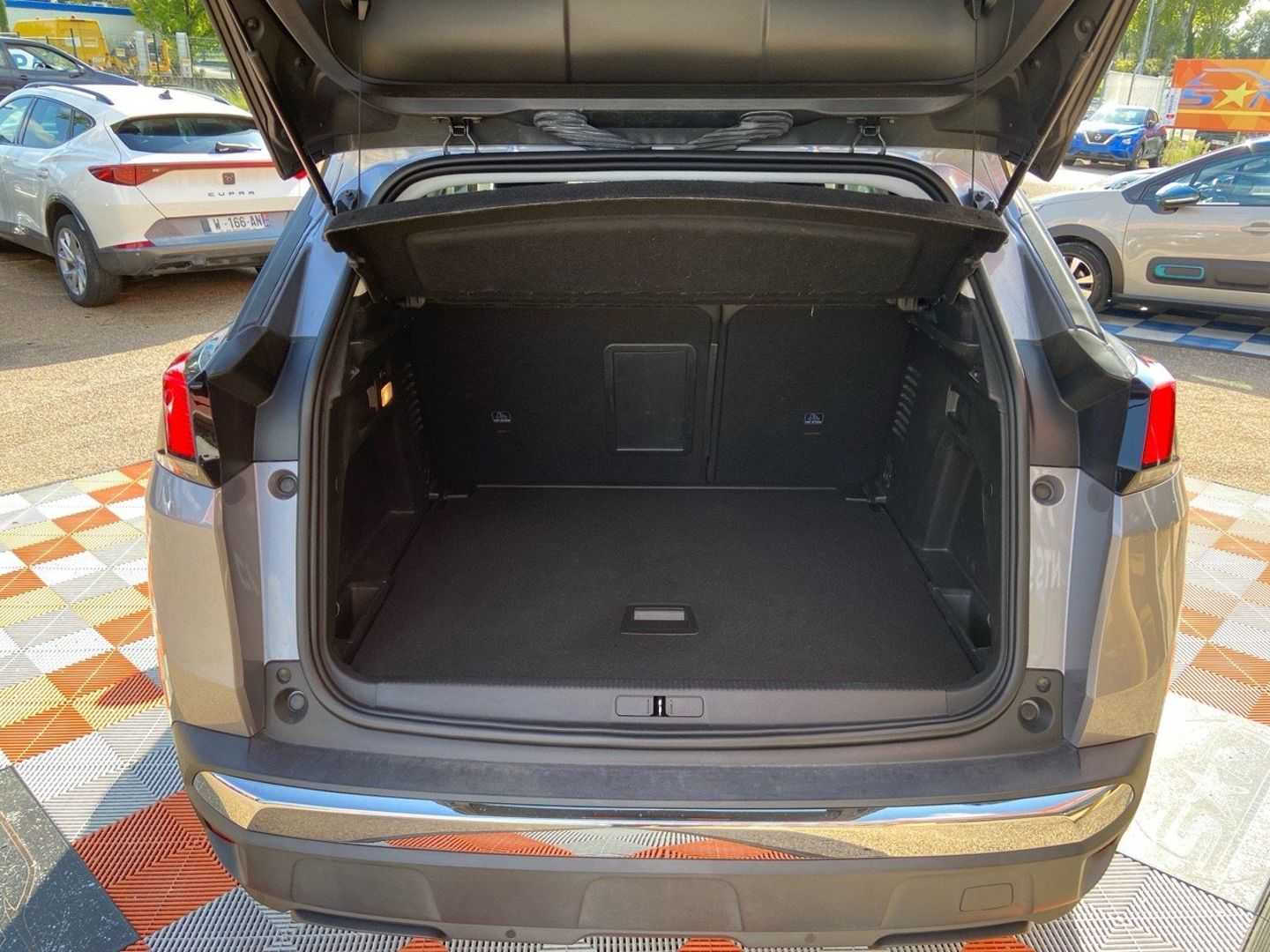 PEUGEOT 3008 - PureTech 130 BV6 Allure