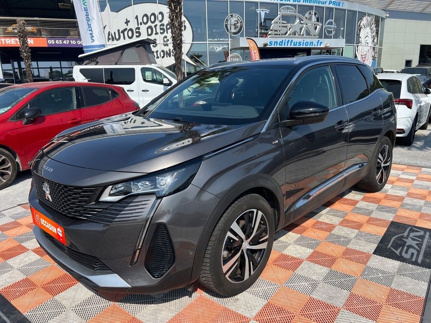 PEUGEOT 3008 - BlueHDi 130 EAT8 GT Hayon Grip Control SC